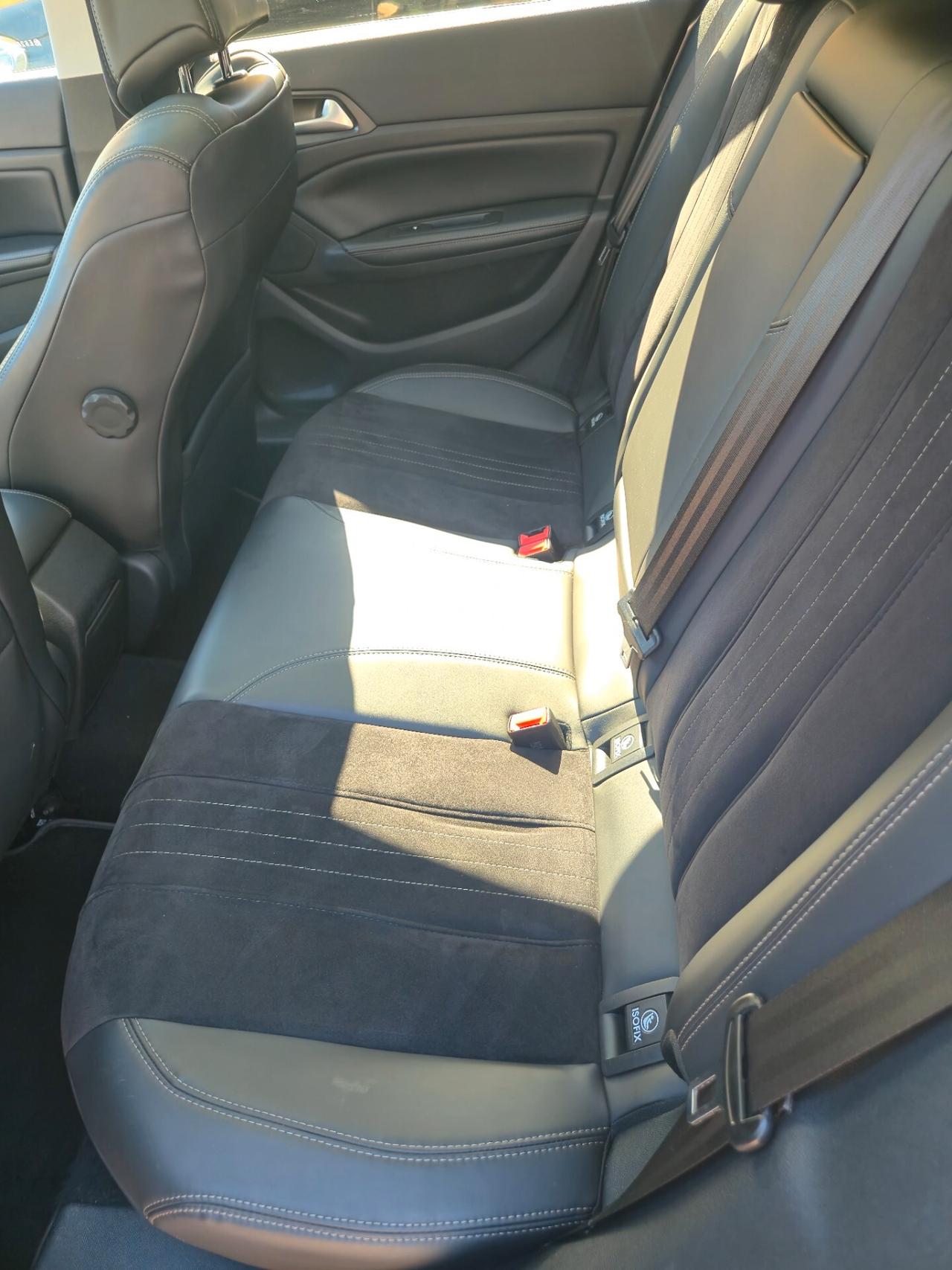 Peugeot 308 BlueHDi 150 S&S Business