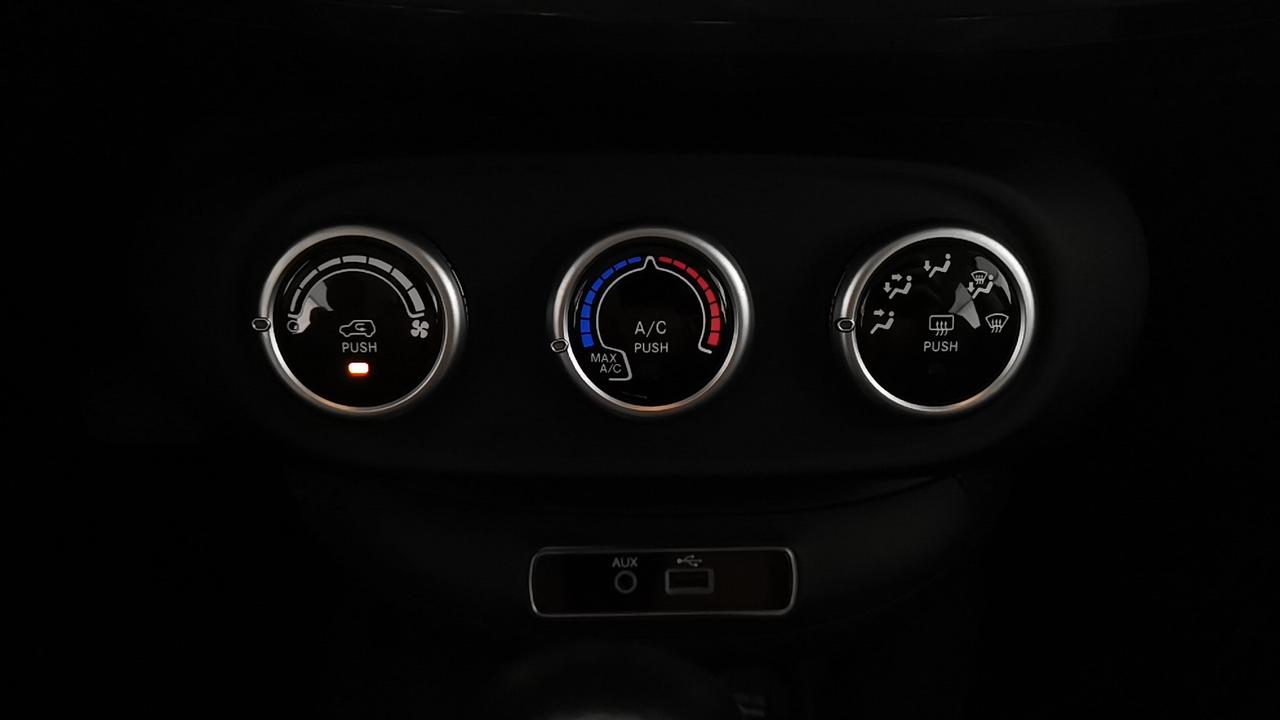 FIAT 500 X 2015 - 500X 1.4 m-air Lounge 4x2 140cv dct