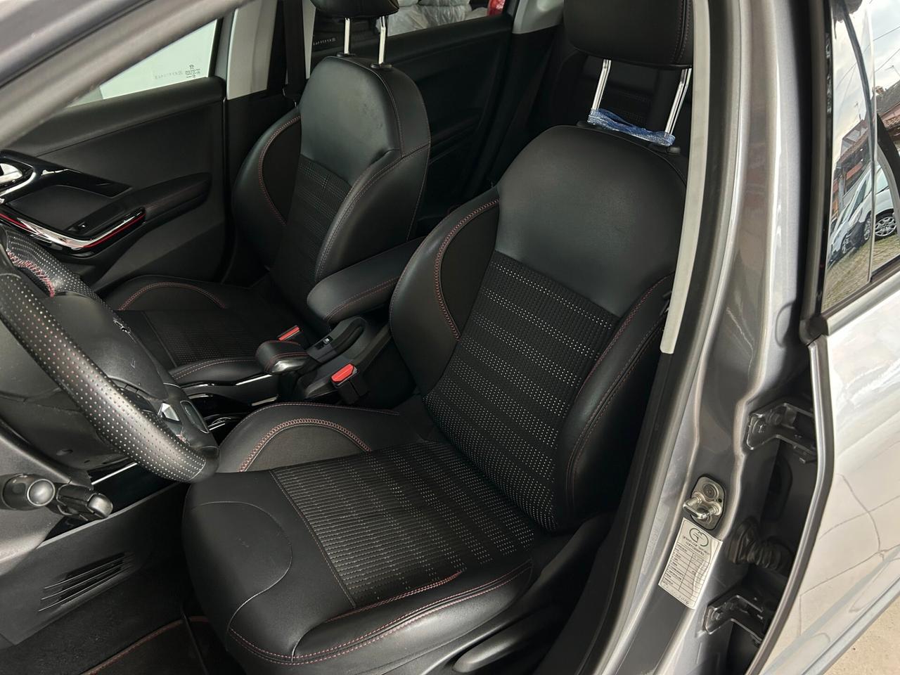 Peugeot 2008 BlueHDi 100 S&S GT Line