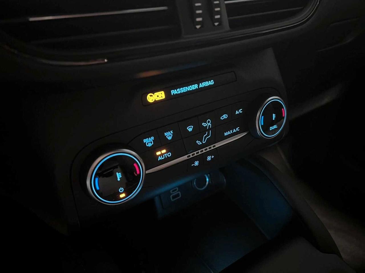 FORD KUGA 2.0 CC 120 CV AUTO 2WD ST-LINE KM0
