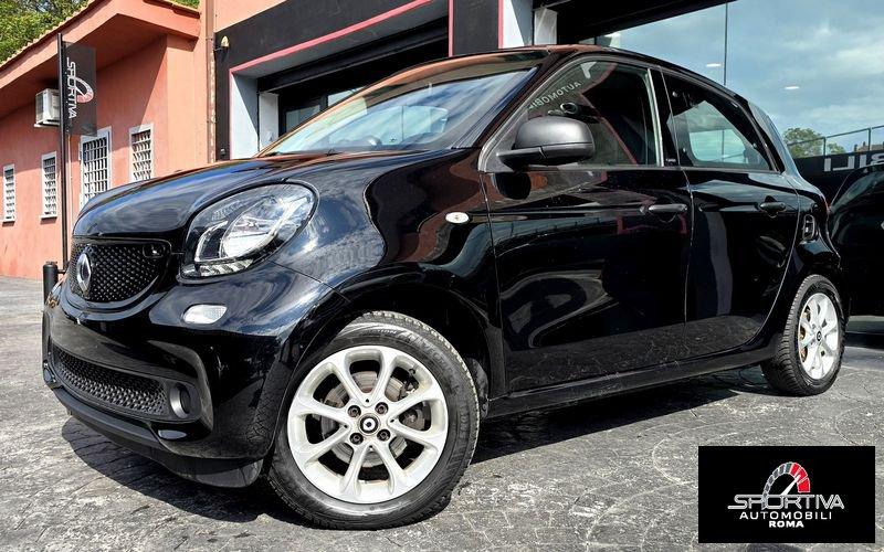 smart forfour AUTOMATICA NAVI UNIPRO! 70 1.0 twinamic Passion