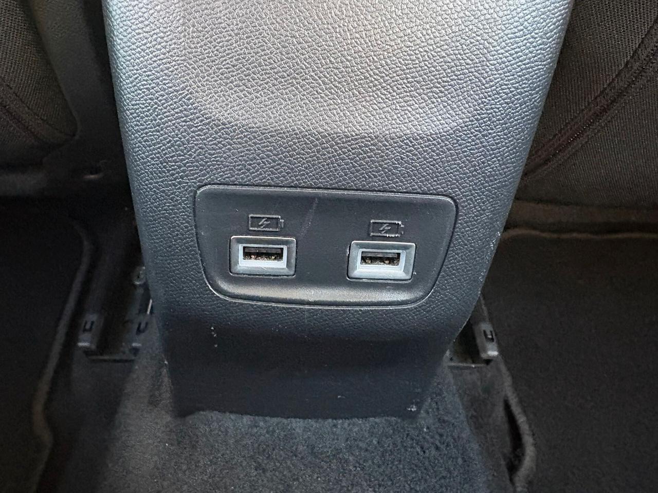 PEUGEOT 2008 1.5 BLUEHDI GT LINE