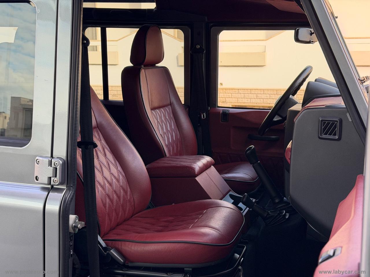 LAND ROVER Defender 110 2.2 TD4 Station Wagon N1