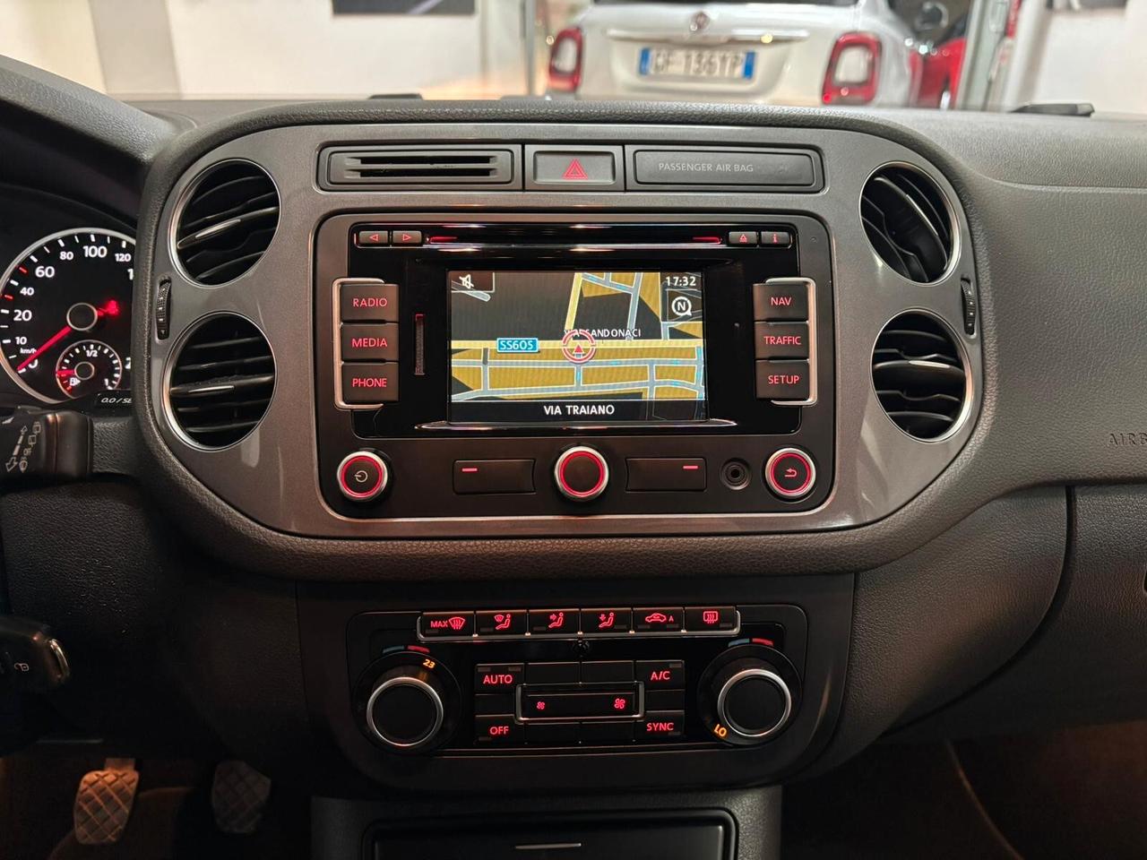 VOLKSWAGEN TIGUAN 2014 2.0 TDI 140 CV