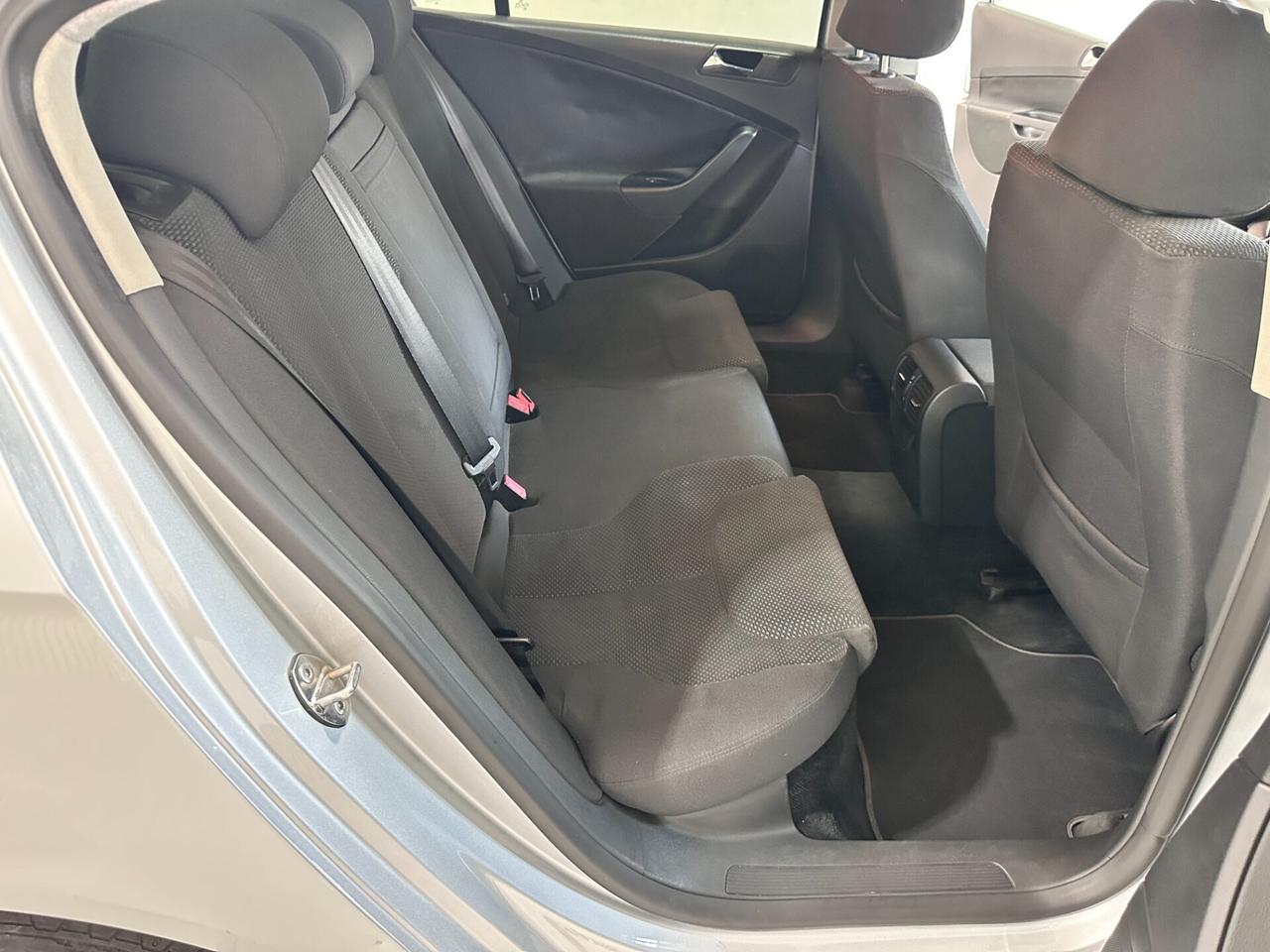 Volkswagen Passat 2.0 TDI 140cv UNICO PROP - NUOVA - DA VETRINA!!!!