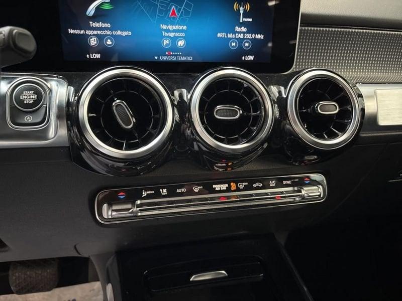 Mercedes-Benz Classe GLB GLB 200 D SPORT PLUS 4MATIC AUTO