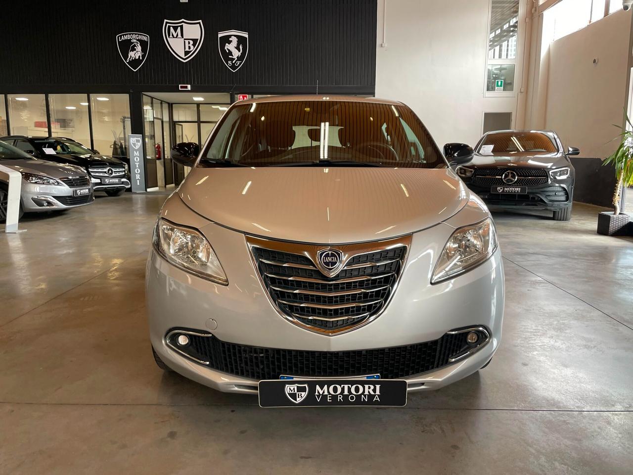 Lancia Ypsilon 0.9 TwinAir 85 CV 5 porte S&S Gold