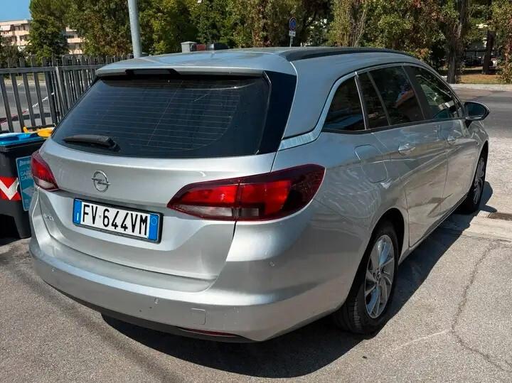Opel Astra 1.6 CDTi 136CV aut. Sports Tourer Innovation