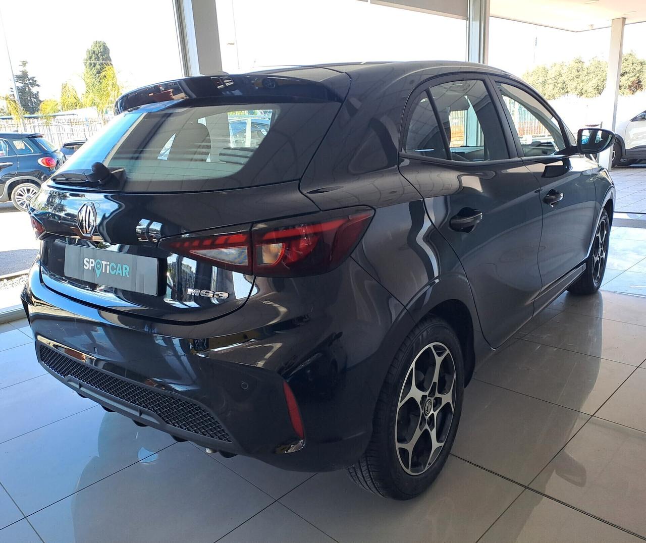 MG3 Comfort 1.5 Benzina Anno 2025 garanzia 7 anni