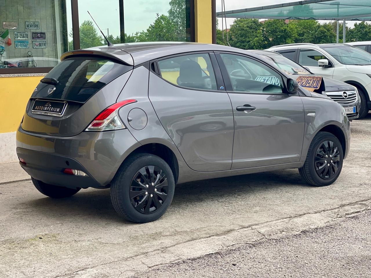 Lancia Ypsilon 0.9 TwinAir OK NEOPATENTATI UNIPROPIETARIO