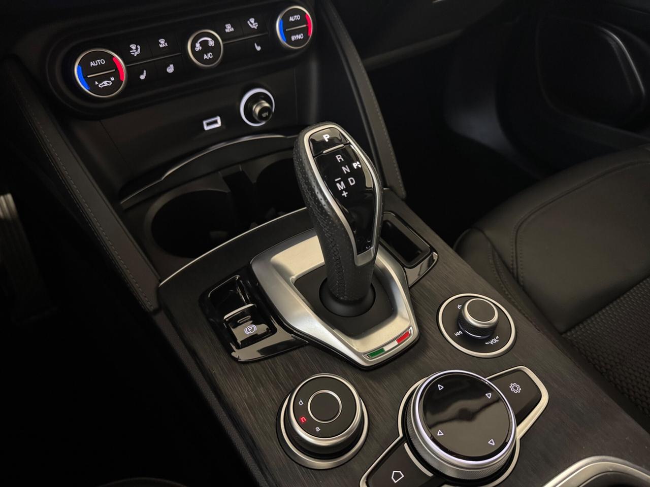 Alfa Romeo Stelvio 2.2 Turbodiesel 190 CV AT8 Q4 Executive