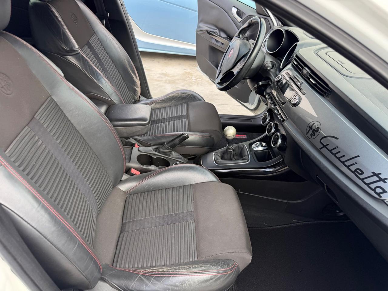 Alfa Romeo Giulietta 1.6 JTDm-2 105 CV Distinctive