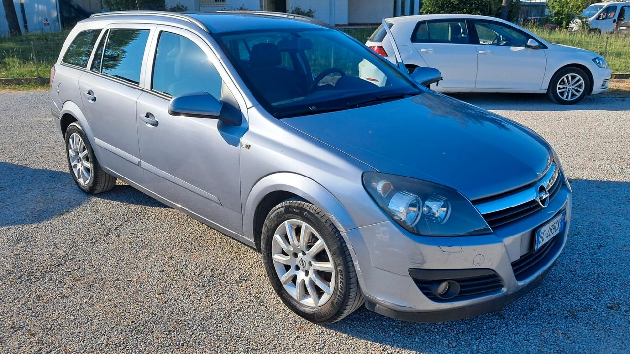 Opel Astra 1.6 16V Twinport Station Wagon Enjoy