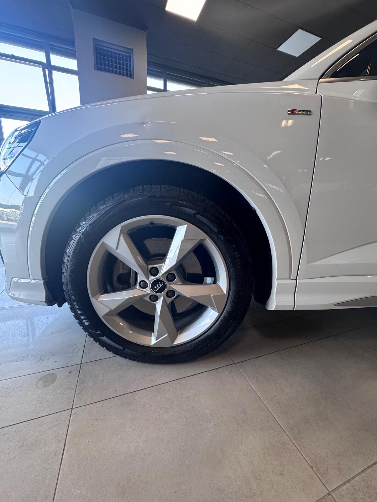 AUDI Q3 SBACK 2.0 TDI SLINE EDITION QUATTRO