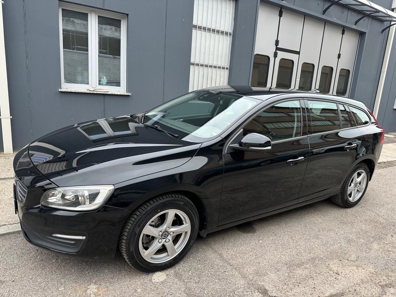 Volvo V60 D2 1.6 Kinetic