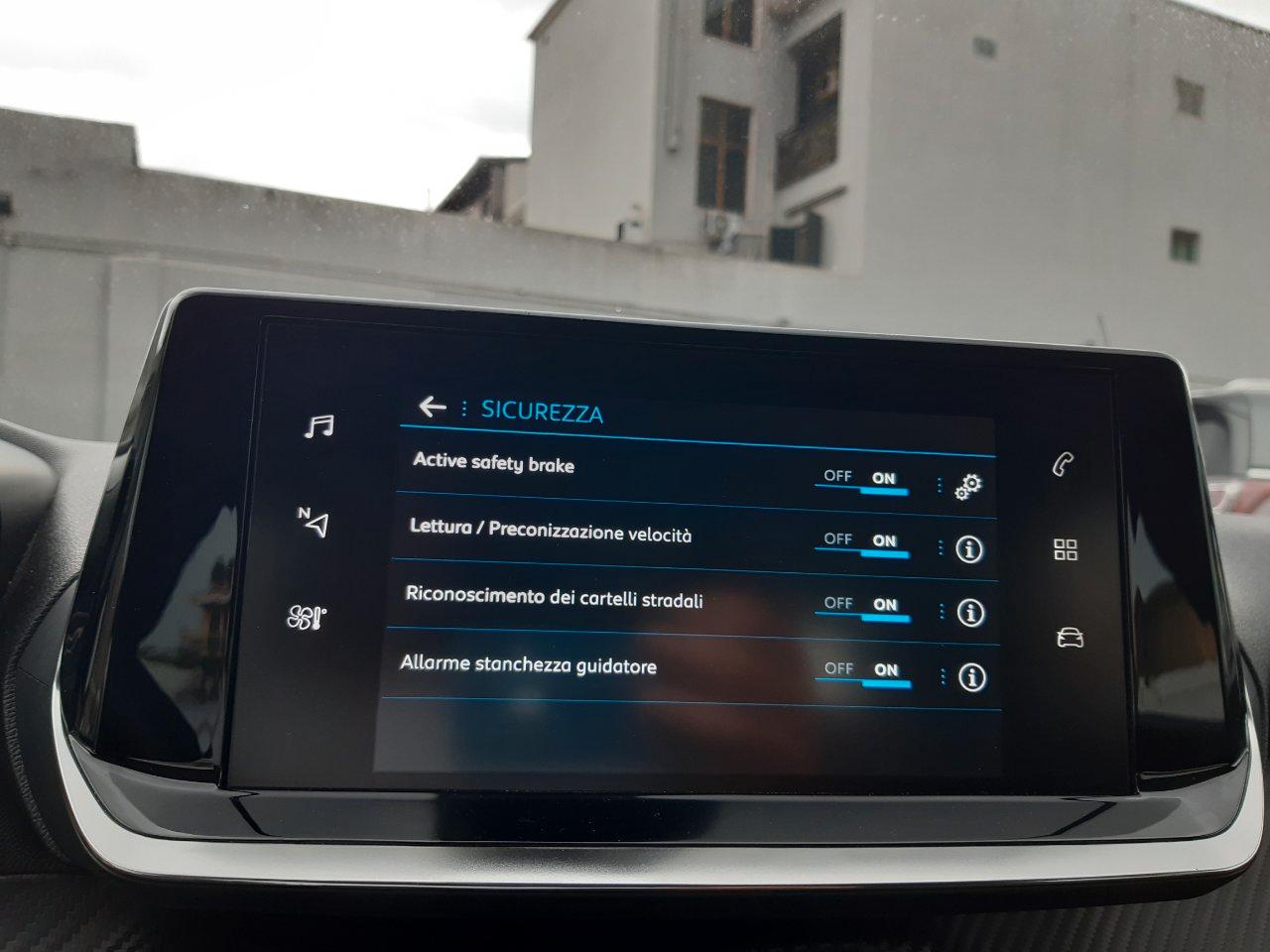 Peugeot 2008 2008 1.2 puretech Allure Pack s&s 100cv