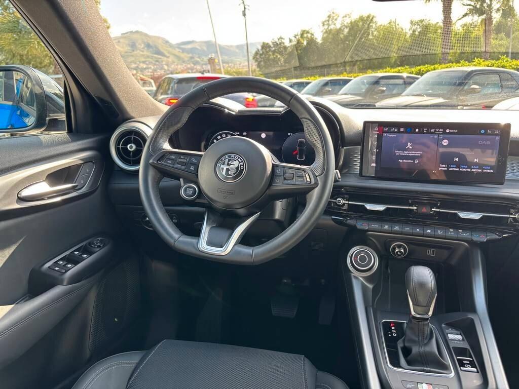 Alfa Romeo Tonale 1.6 Sprint 2023/ solo 21.000 KM IVA ESPOSTA Tua a soli 279 Euro al mese