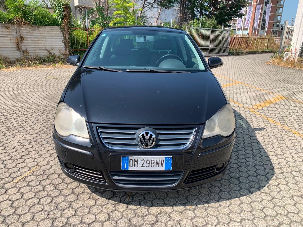 Volkswagen Polo 1.4/80CV TDI 5p. Sportline