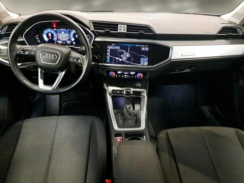 AUDI Q3 35 TDI S tronic Business