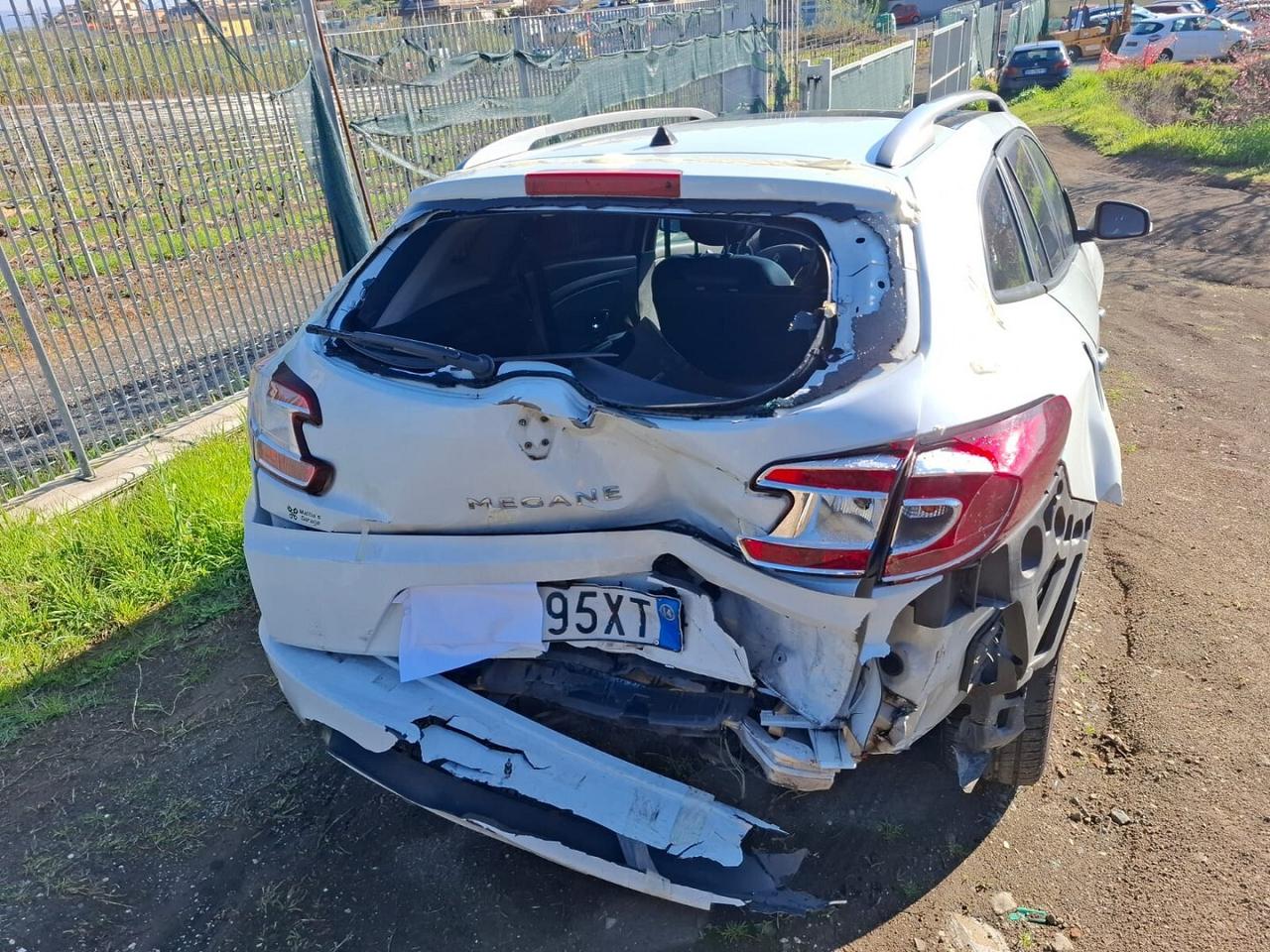 RENAULT MEGANE GT LINE SPORT TOUR SINISTRATA