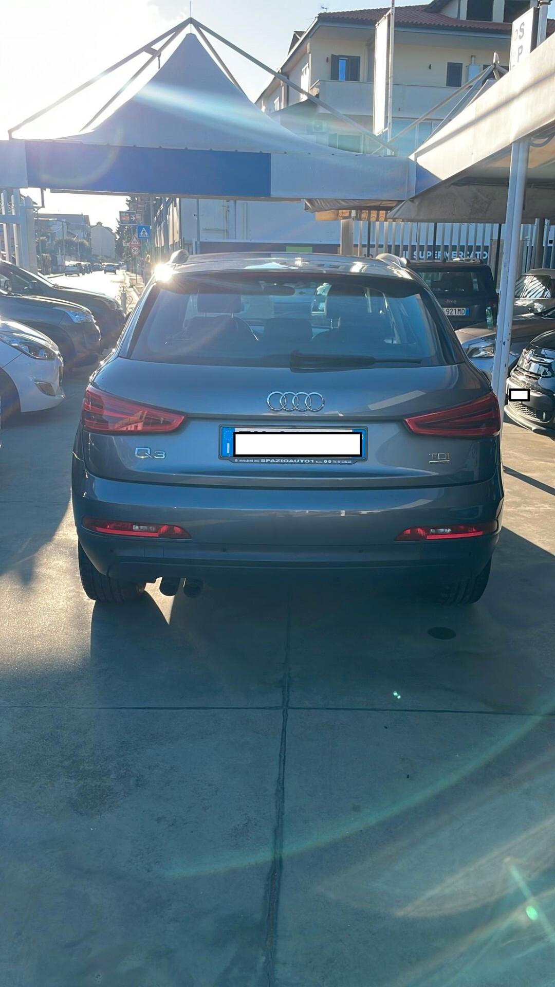 AUDI Q3