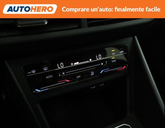 VOLKSWAGEN Taigo 1.0 TSI 110 CV R-Line