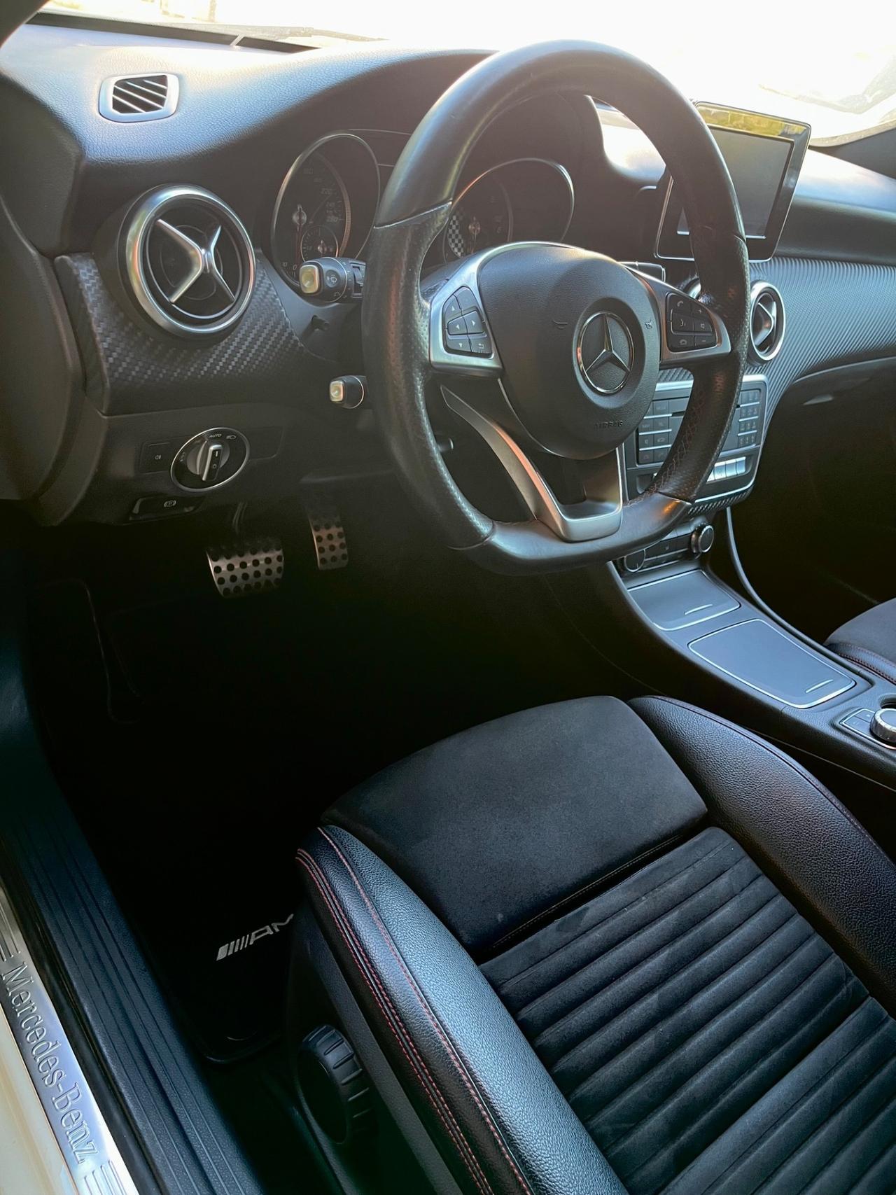 MercedesA 180 d PREMIUM AMG SUPER SCONTO