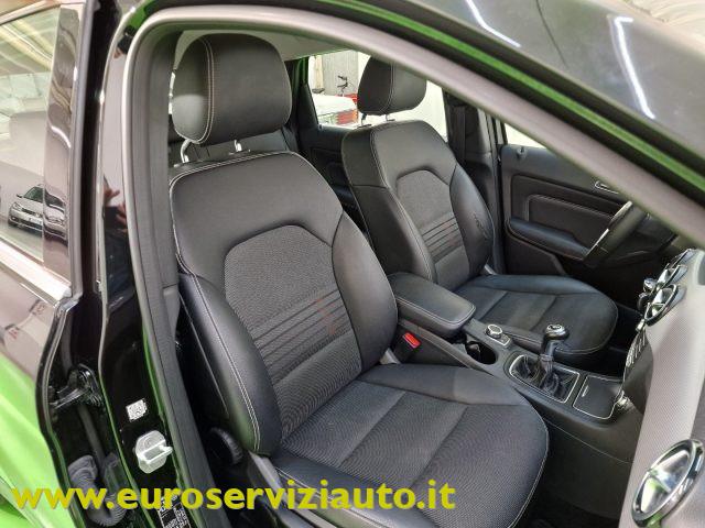 MERCEDES-BENZ B 200 c Executive