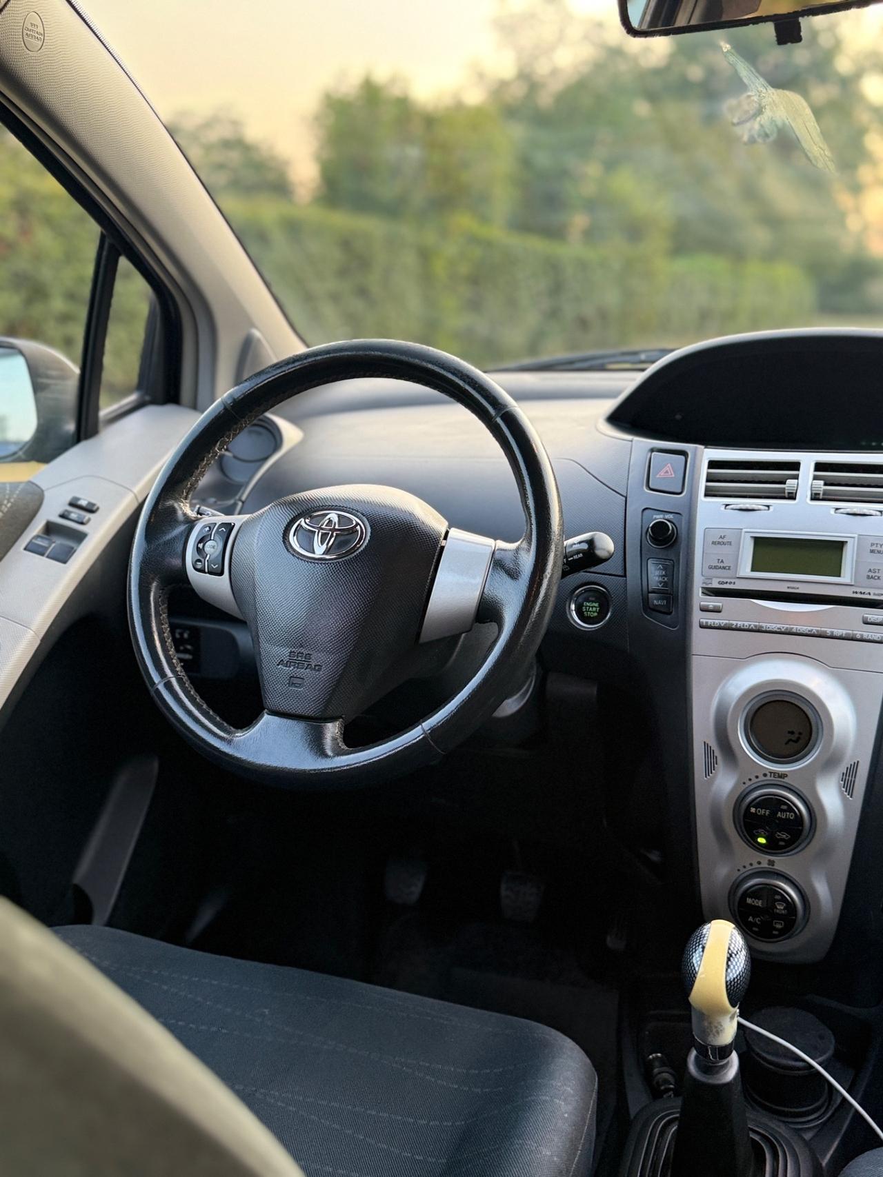 Toyota Yaris 1.3 5 porte