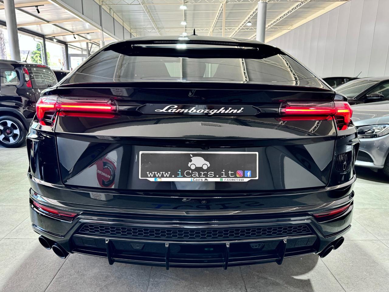 Lamborghini Urus 4.0 V8 Total Black