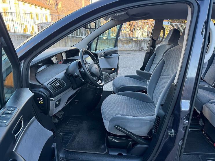 Peugeot 807 2.0 HDi 163CV ST