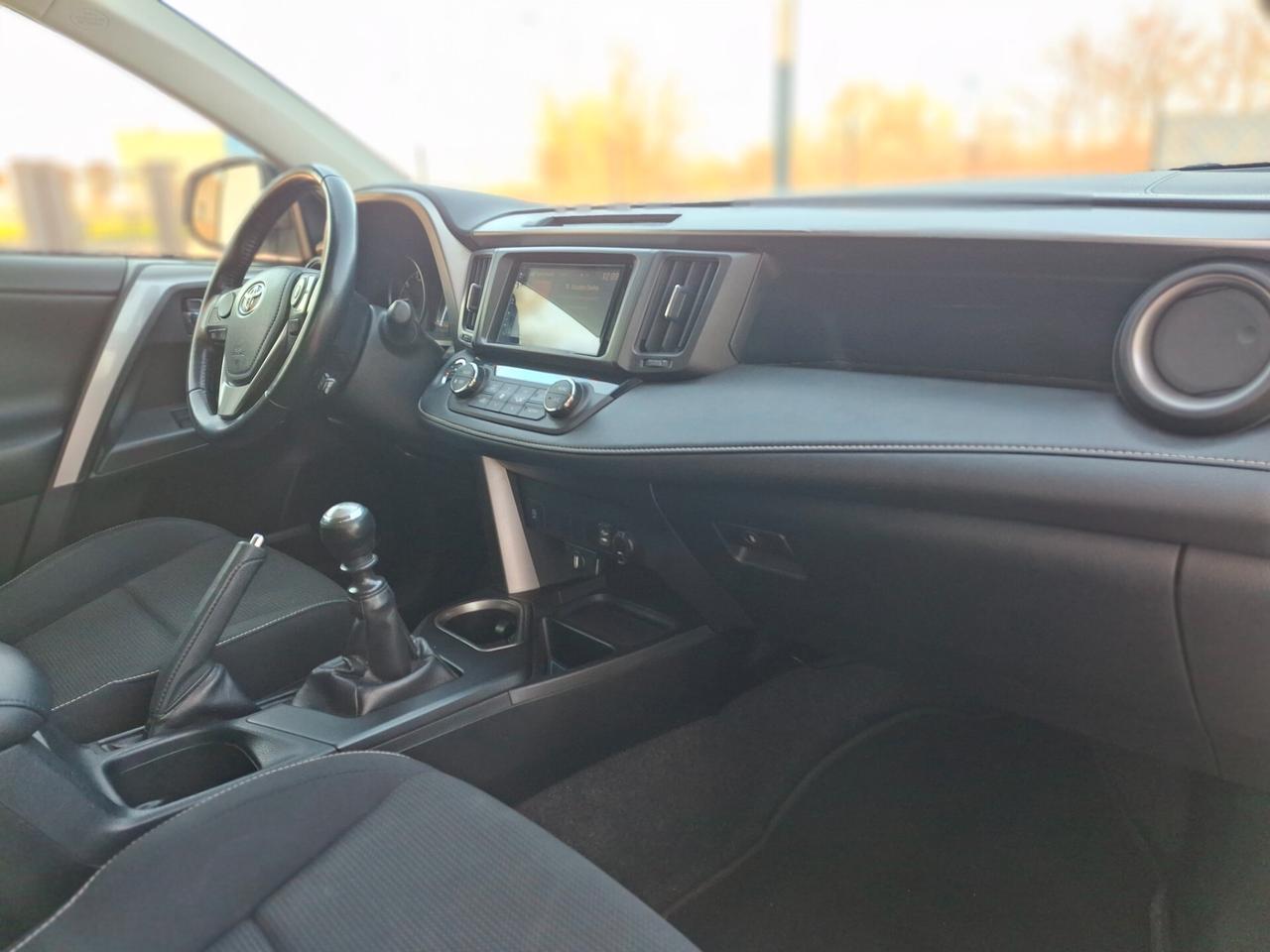 Toyota RAV 4 RAV4 2.0 D-4D 2WD Style