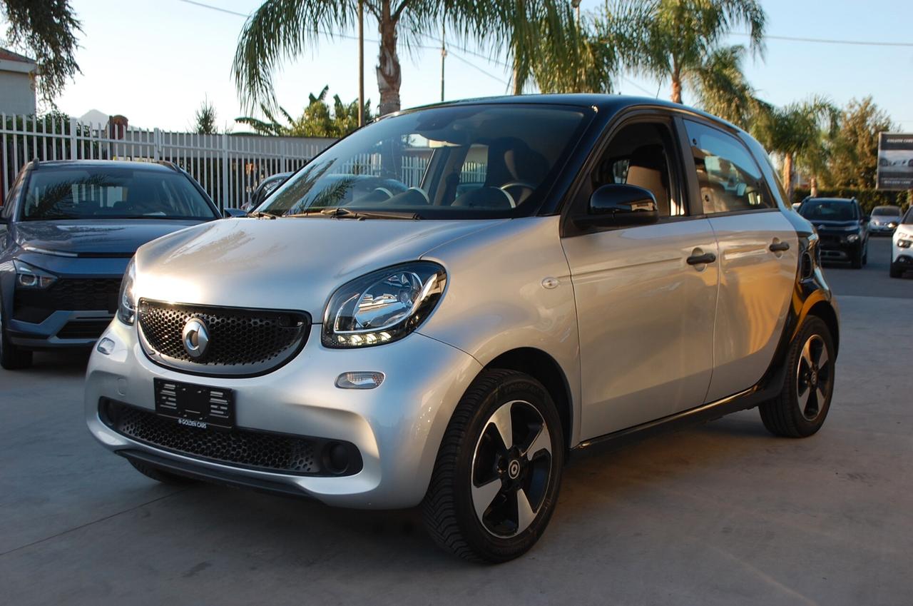 Smart ForFour 1.0 Urban 71CV Lega Clima USB