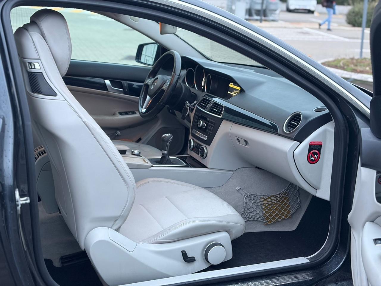 Mercedes-benz C 220 2.0 170cv euo 5