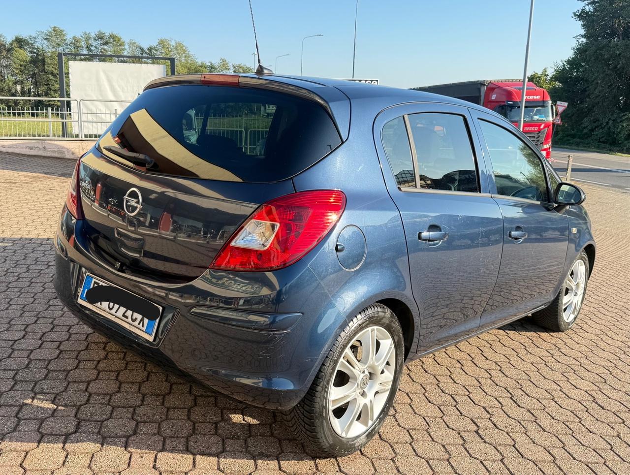 OPEL CORSA 1.2 BENZINA EURO 5B