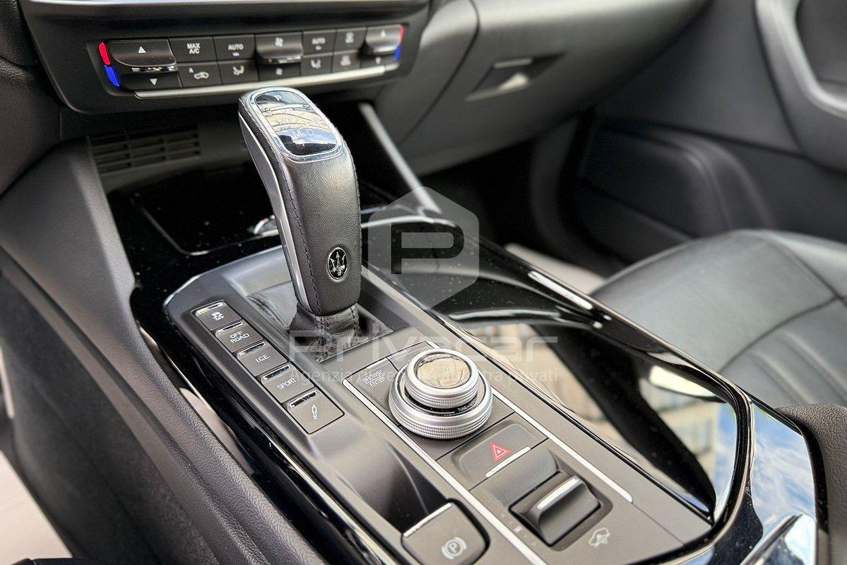 MASERATI Levante V6 Diesel 275 CV AWD Gransport