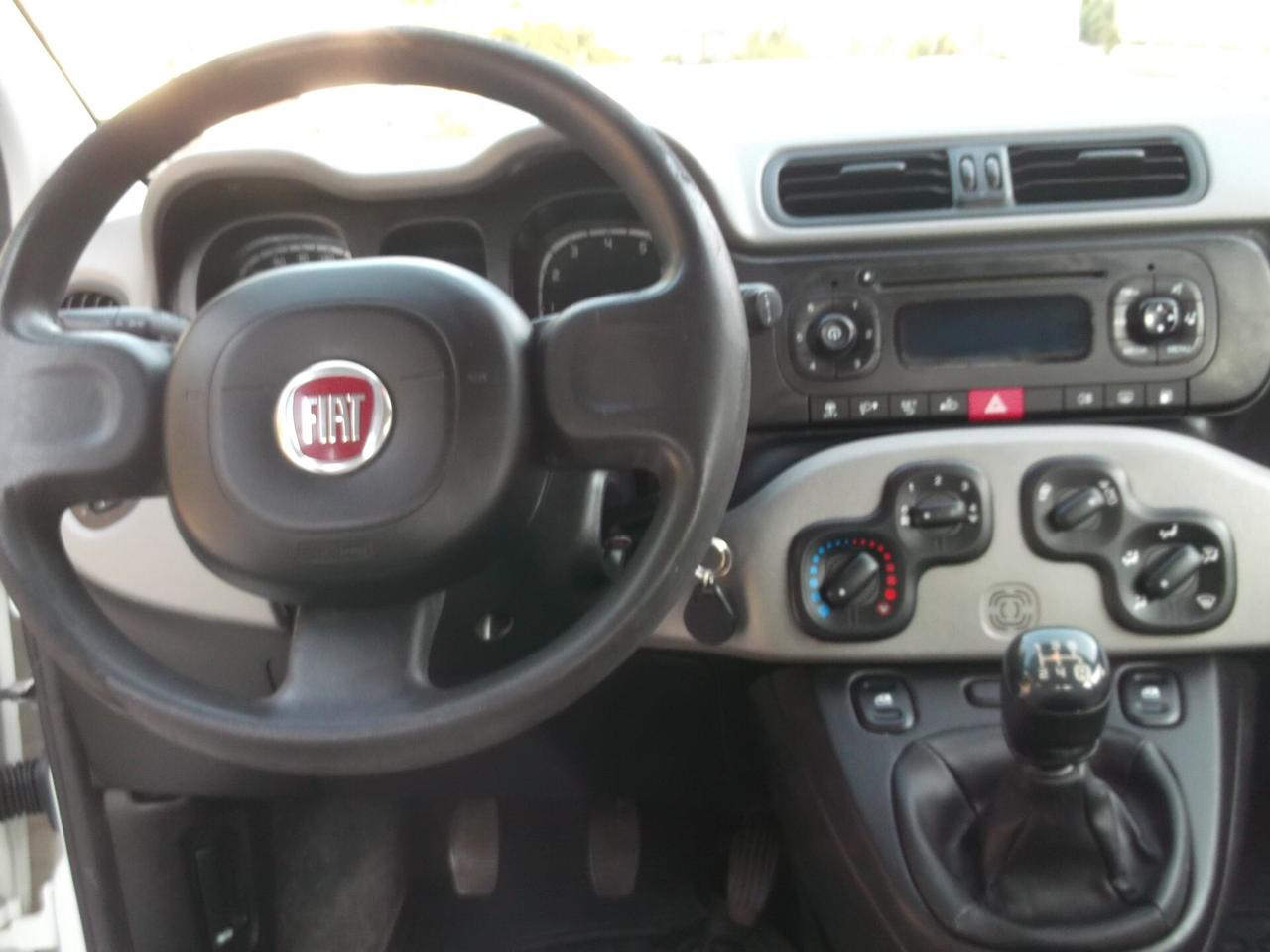 Panda 0.9 Turbo Natural Power Lounge 2014