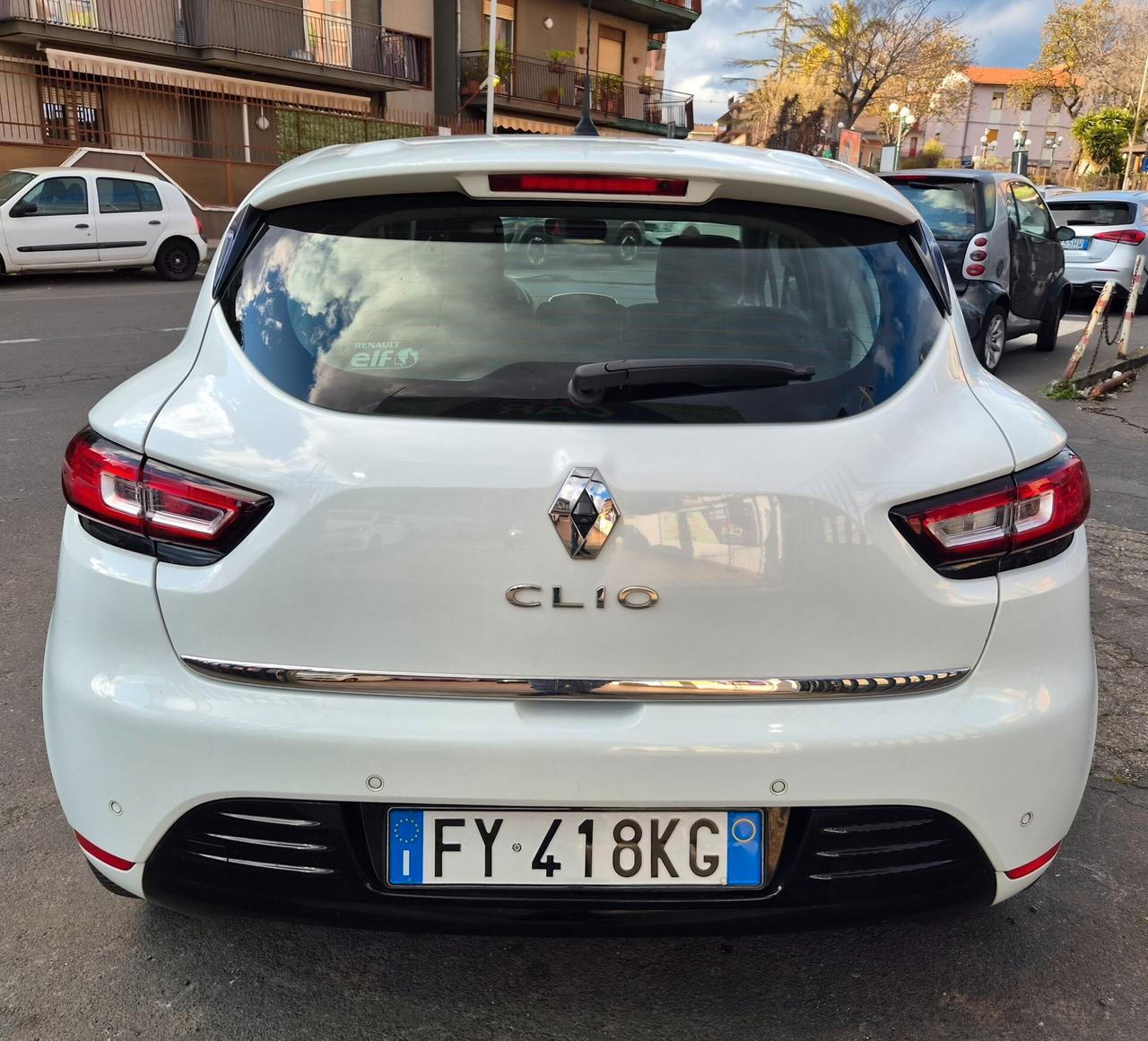 Renault Clio dCi 8V 75 CV 5 porte Moschino Life