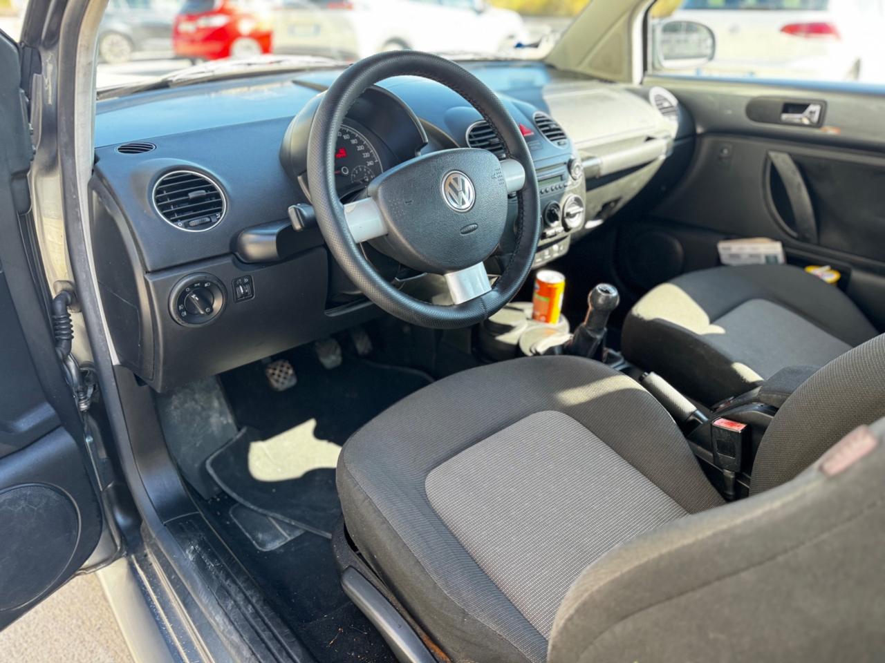 Volkswagen New Beetle 1.6 benzina 2007