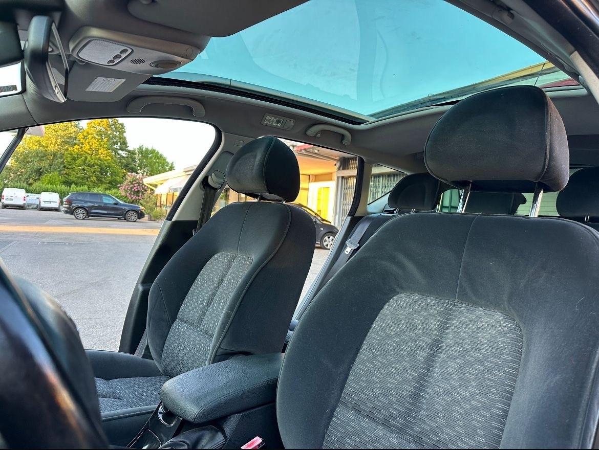Peugeot 407 2.0 HDi SW Navteq on Board