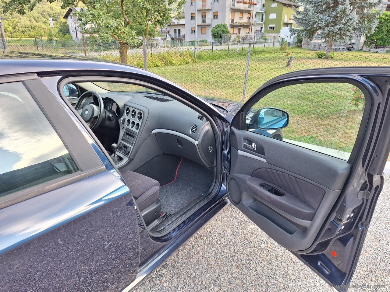 ALFA ROMEO 159 1.9 JTDm 16V SW