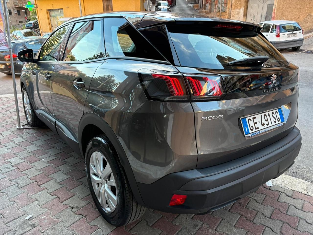 Peugeot 3008 BlueHDi 130 S&S EAT8 Active Pack