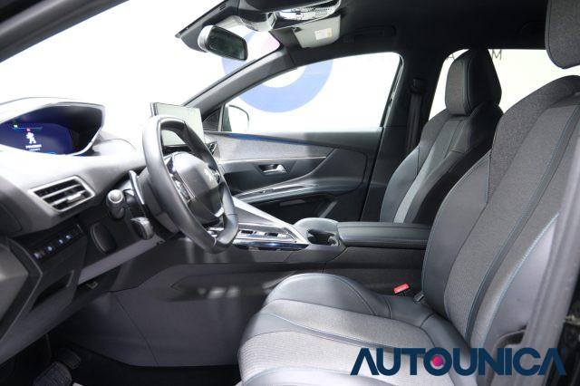 PEUGEOT 3008 HYBRID4 300 E-EAT8 ALLURE PACK