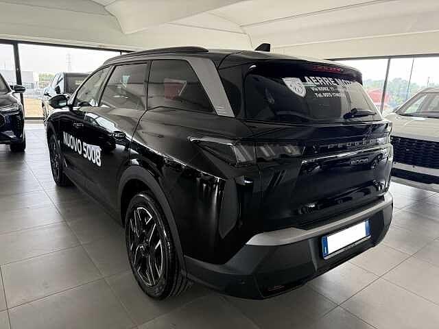 Peugeot 5008 Hybrid 136 CV e-DCS6 Allure