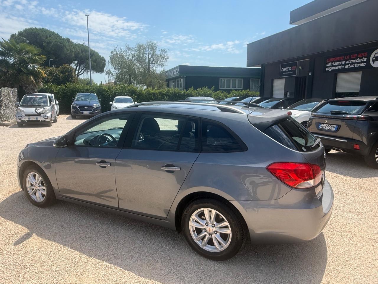 Chevrolet Cruze 1.7 Diesel Station Wagon Start/Stop LTZ