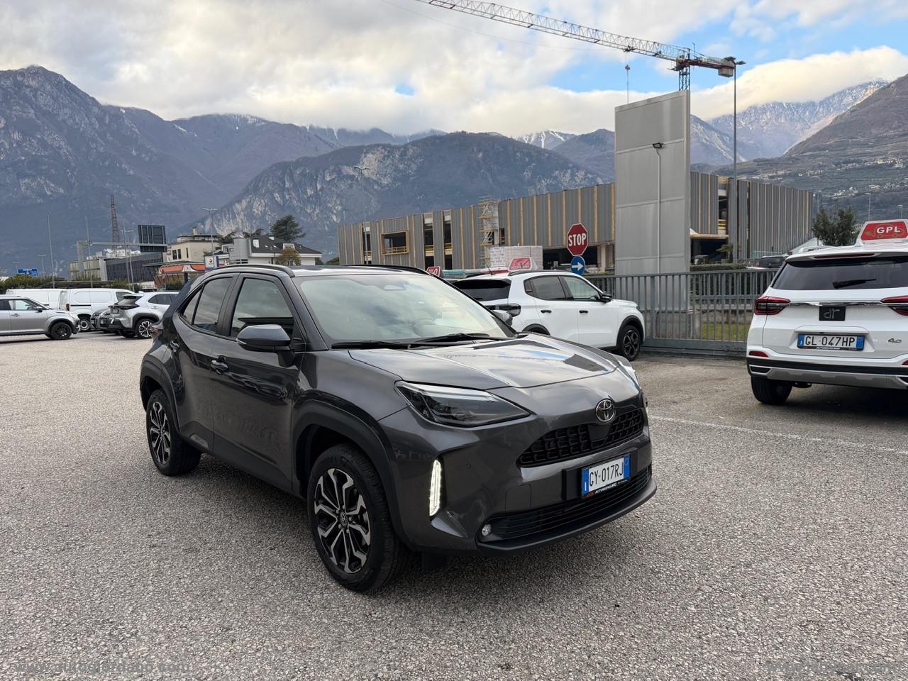 TOYOTA Yaris Cross 1.5 Hyb. 5p. E-CVT AWD Trend Business Plus Pack