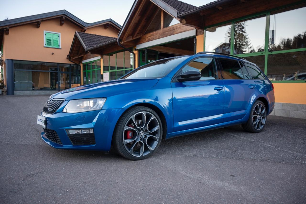Skoda Octavia RS 2.0 TDI 4x4 DSG Wagon - CINGHIA OK