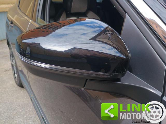 PEUGEOT 3008 Hybrid4 300 e-EAT8 GT Line