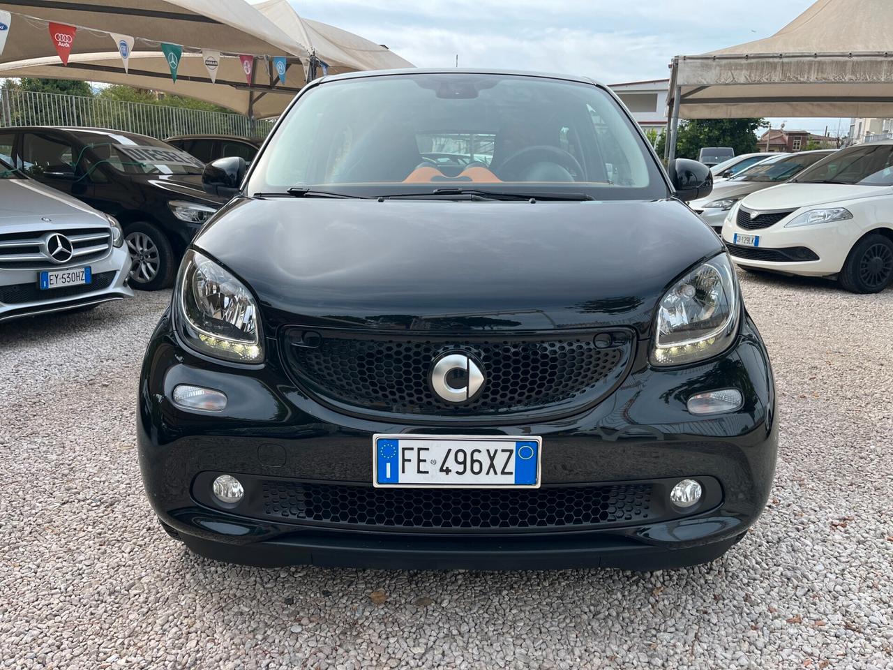 SMART FORFOUR 1000 BENZINA AUTOMATICA KM CERTIFICATI UNICO PROPRIETARIO 2016