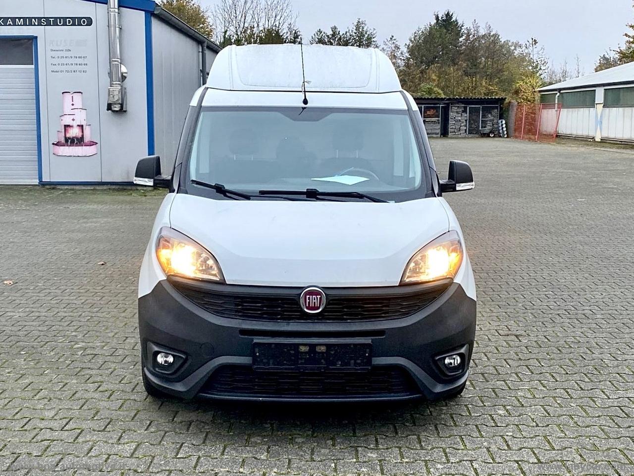 FIAT Doblò 1.6MJT Maxi TETTO ALTO PASSO LUNGO 3 POSTI CLIMA SENSORI